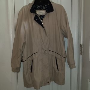 LIZ CLAIBORNE "TAN" JACKET